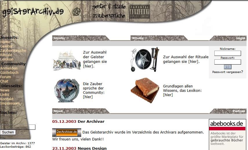 Startseite des Geisterarchivs im Dezember 2003: nebliger Wald, Menü mit Jenseits und Diesseits, Rubriken Geister, Rituale, Zaubersprüche und Lexikon